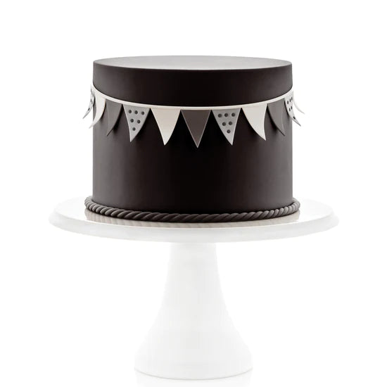 Satin Ice Black Vanilla Fondant - 4.4oz. Foil Package — Cake and Candy ...