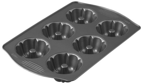 Fluted Cake Pan 9.75