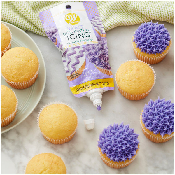 Wilton Purple Icing Pouch with Tips, 8 oz.