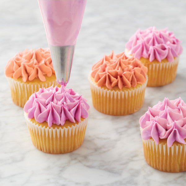 Wilton 2d Piping Nozzle And Design Cupcake 2d Piping Nozzle Star