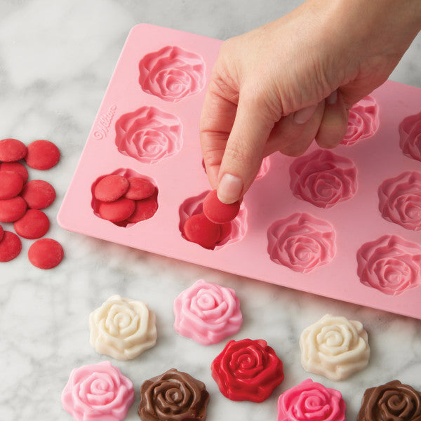 Wilton Silicone Rose Mold, 12-Cavity