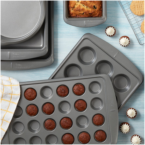 Wilton Recipe Right 24 Cup Mini Muffin Pan: Home & Kitchen