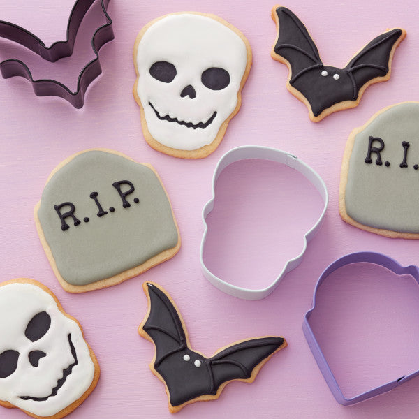 Wilton Bat, Tombstone and Skull Halloween Cookie Cutter Set, 3-Piece