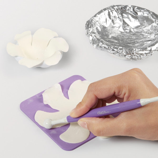 Wilton W4023007 Flower Nail for Icing 1.5-inch No.7 for sale online | eBay