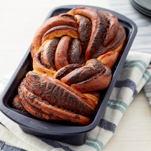 Wilton Recipe Right Loaf Pan, Medium, Non-Stick